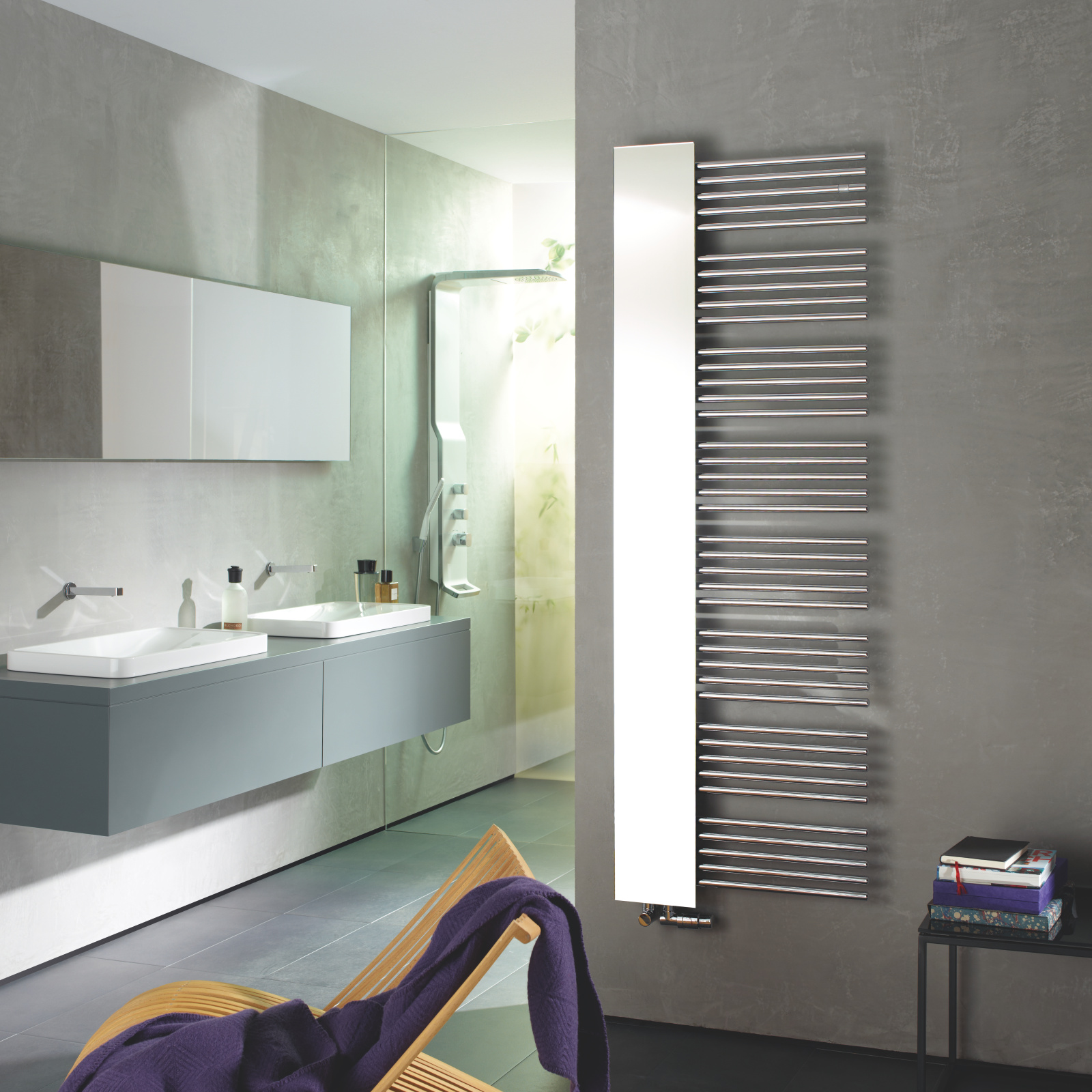 Rendering Zehnder Yucca Mirror Decorative radiator Front view