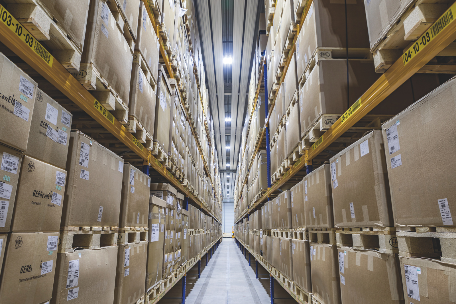 Reference Zehnder ZIP Heating and cooling ceilings Bottom view